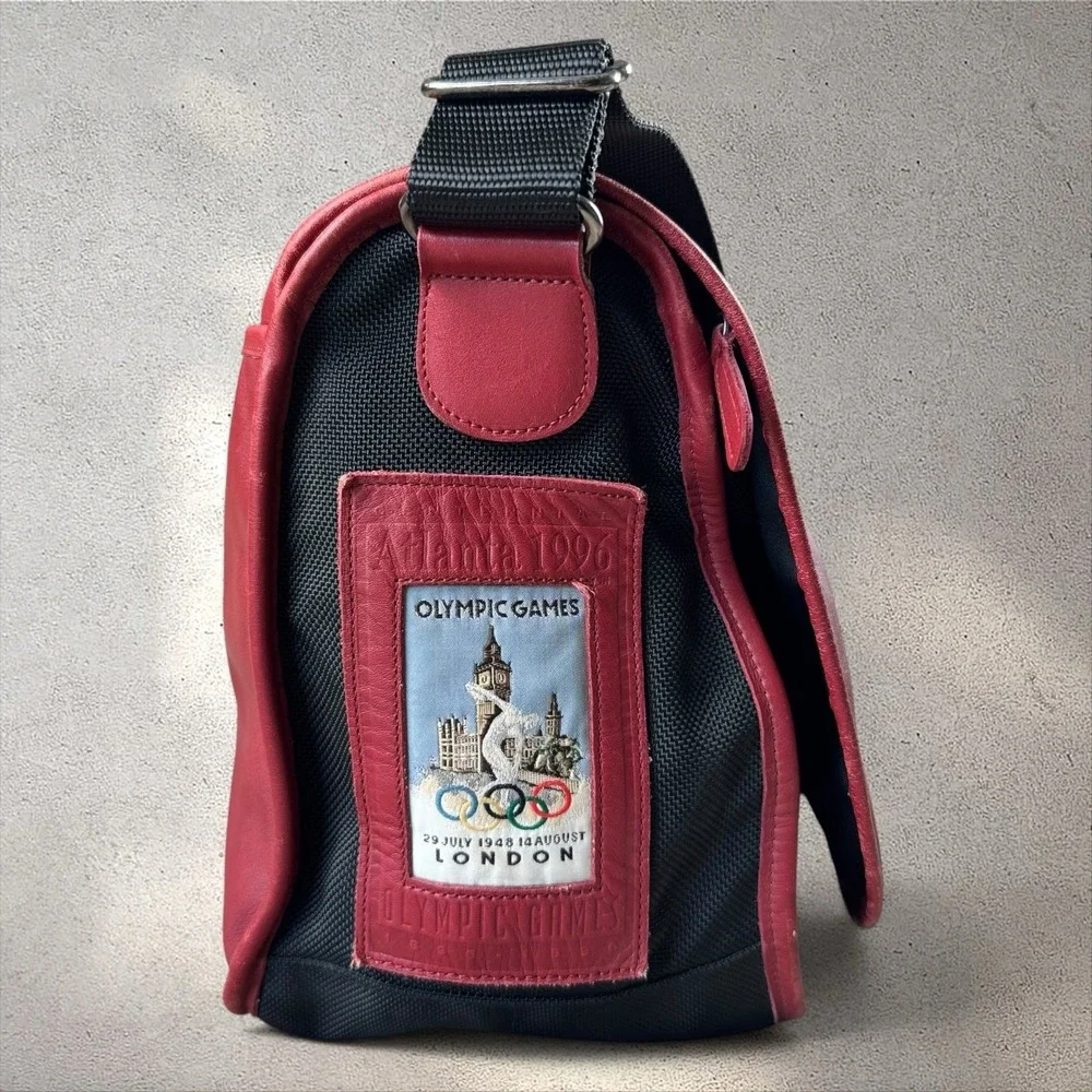 VINTAGE 1996 COACH x ATLANTA OLYMPICS Red Leather Book Messenger Bag #688